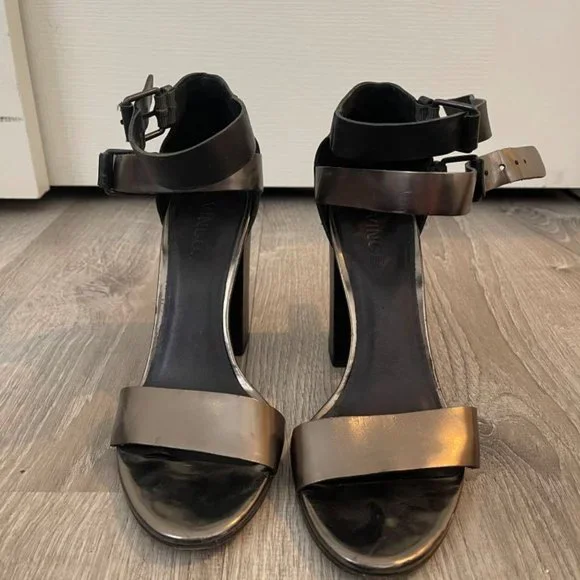 Vince Lana Metallic Chunky Block Heels Colorblock Double-Buckle Sandals Sz 39 - Picture 2 of 5